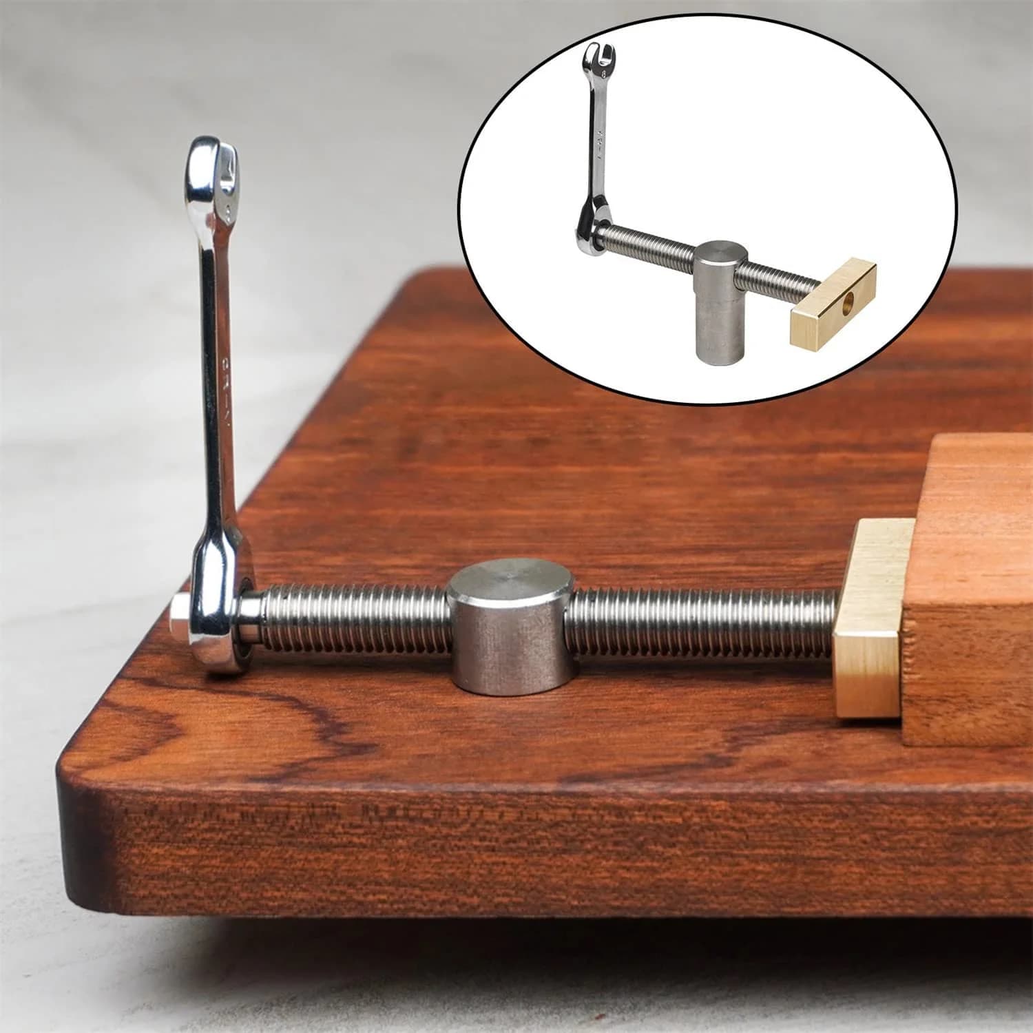 Adjustable Desktop Clip Clamp for 19/20mm Workbench