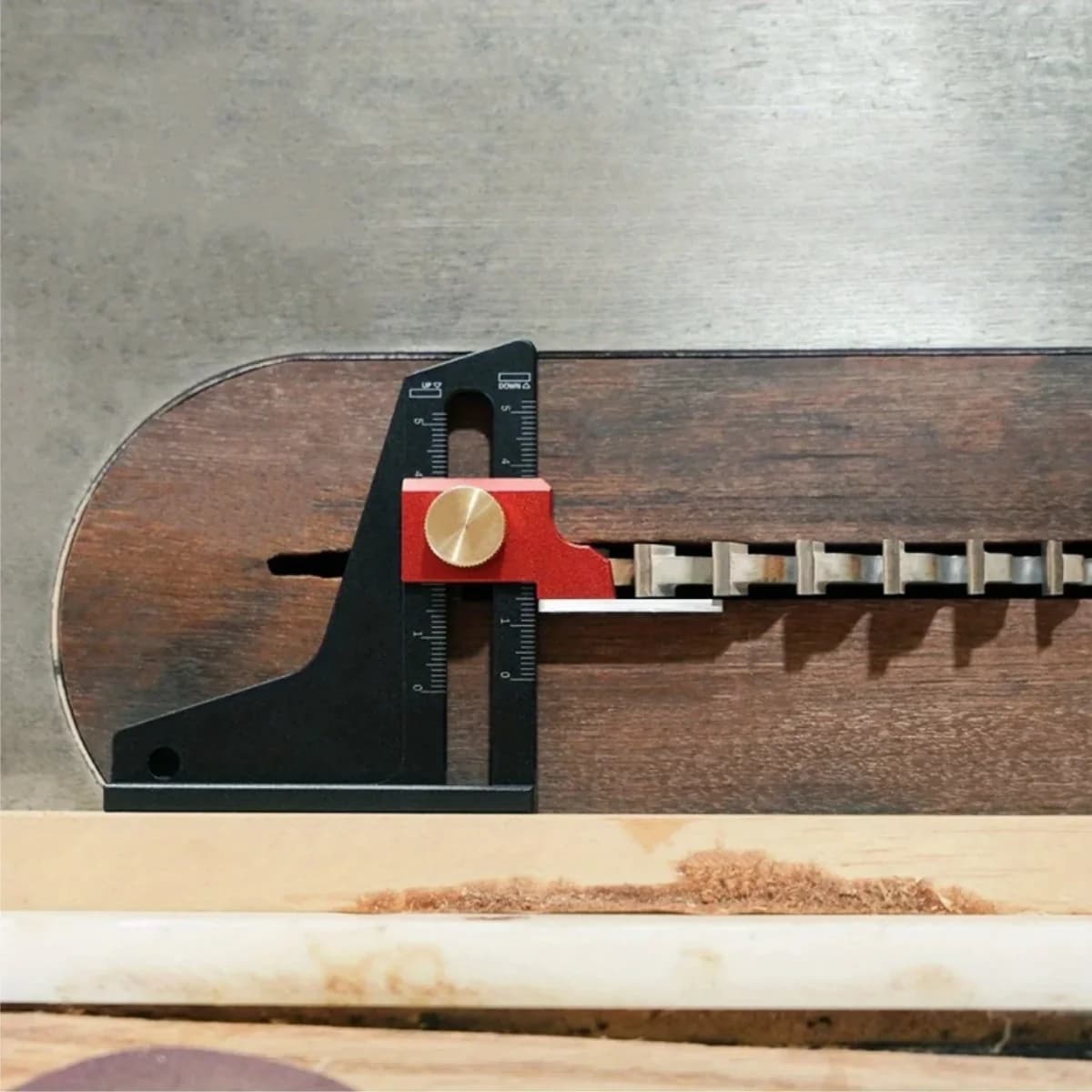 Adjustable Aluminum Woodworking Height and Depth Gauge